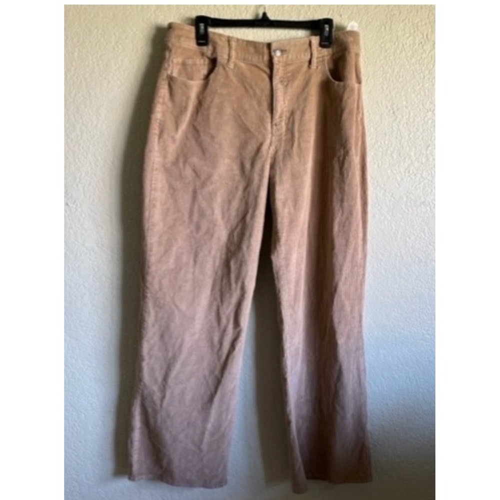 Hollister Ultra High-Rise Corduroy Pants Womens 17R W33 Tan Bootcut‎ EUC